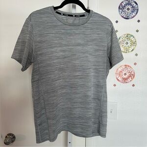 Tek Gear Men’s DryTek Gray Performance Shirt - Size M - Lightweight Activewear